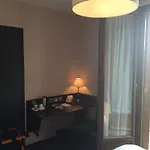 Hotel De La Petite Ferme, Super-besse Est, The Originals Relais