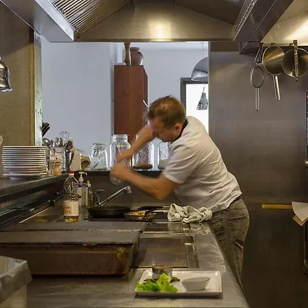 De La Petite Ferme, Super-besse Est, The Originals Relais بيس إيه سانت أناستيز