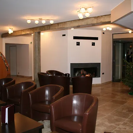 De La Petite Ferme, Super-besse Est, The Originals Relais