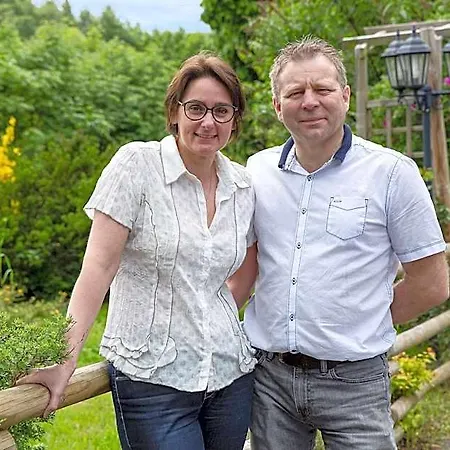 De La Petite Ferme, Super-besse Est, The Originals Relais Отель 3*