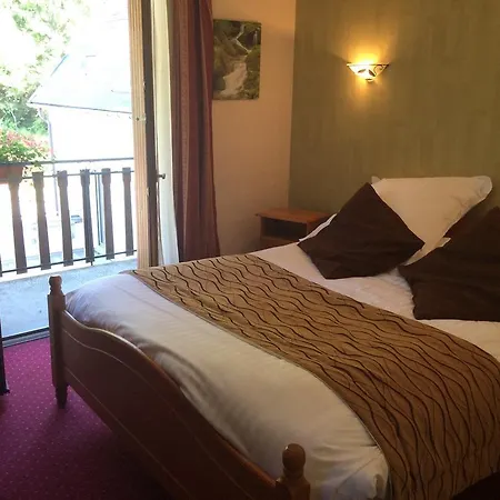 De La Petite Ferme, Super-besse Est, The Originals Relais Бес-э-Сент-Анастез