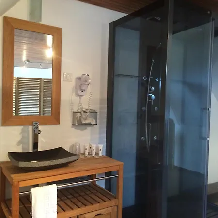 호텔 De La Petite Ferme, Super-besse Est, The Originals Relais 베세-에-생타나스타시