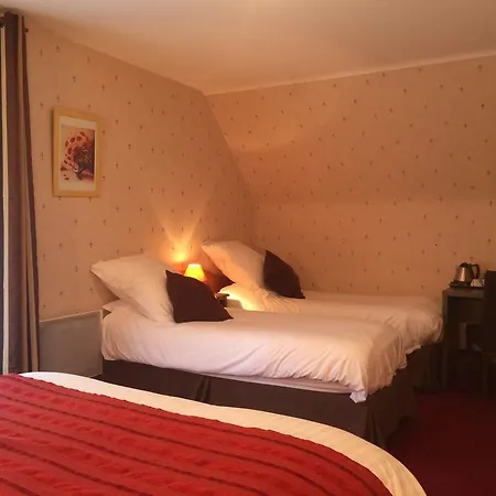 De La Petite Ferme, Super-besse Est, The Originals Relais Бес-э-Сент-Анастез