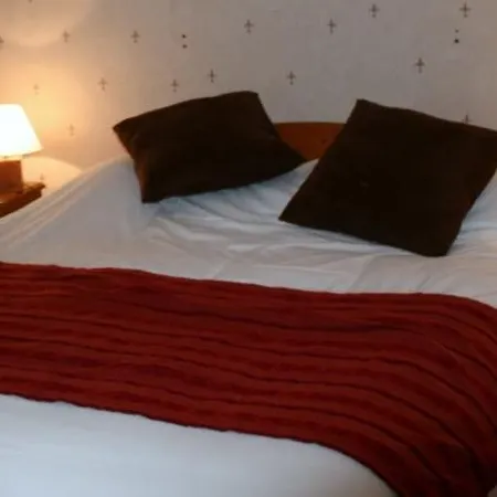 فندق De La Petite Ferme, Super-besse Est, The Originals Relais بيس إيه سانت أناستيز