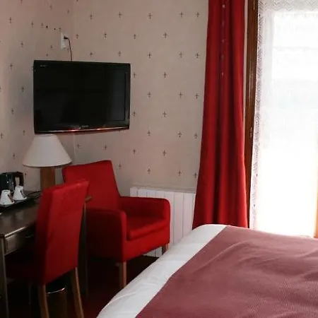 De La Petite Ferme, Super-besse Est, The Originals Relais Бес-э-Сент-Анастез